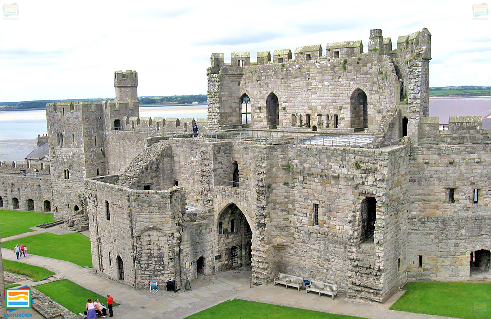 قلعه‌ی کرناروون - میراث بریتانیا