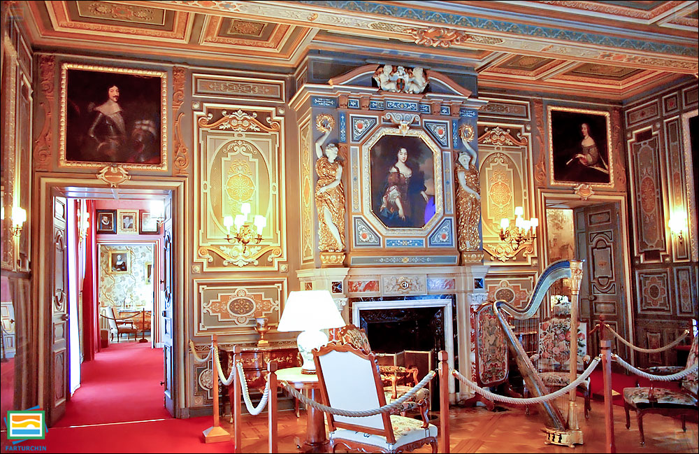 کاخ چوورنی - میراث فرانسه