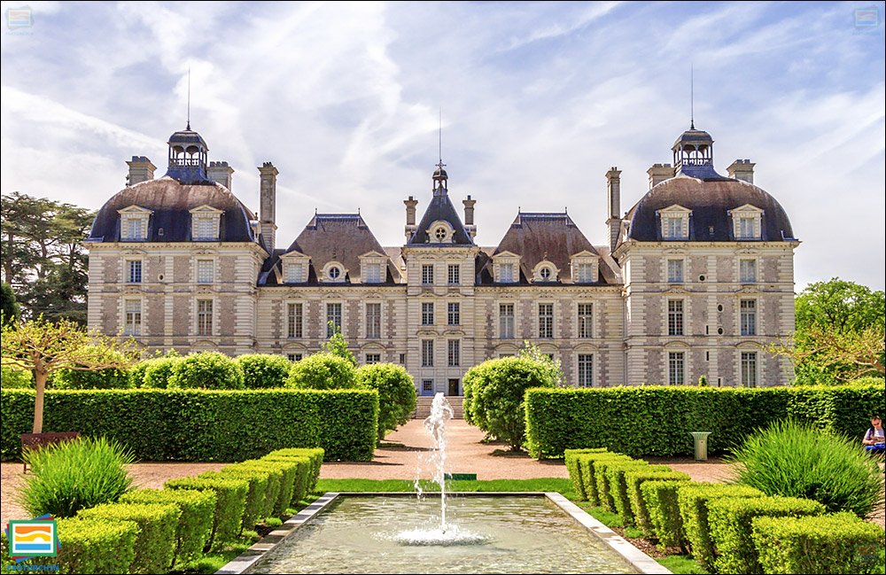 کاخ چوورنی - میراث فرانسه